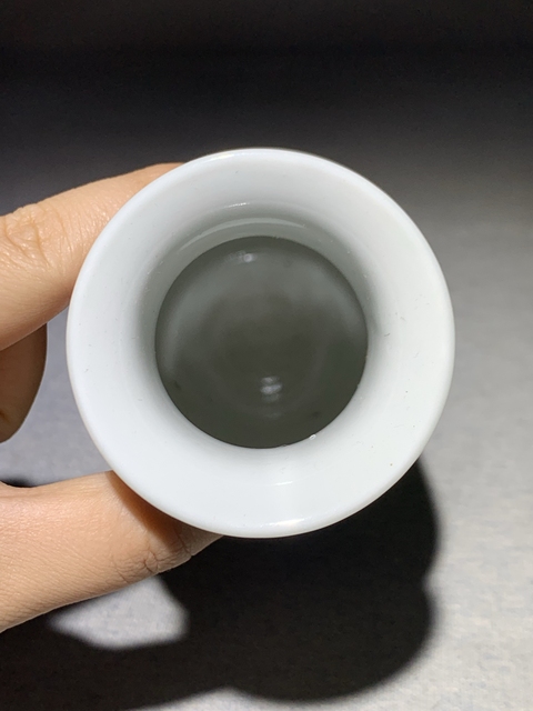 古玩陶瓷粉彩仕女人物圖撇口瓶真品鑒賞圖