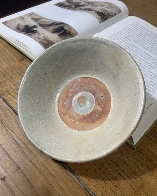 古玩陶瓷龍泉青瓷撇口碗真品鑒賞圖