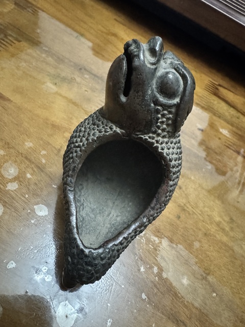 古玩銅器三足獸形薰真品鑒賞圖