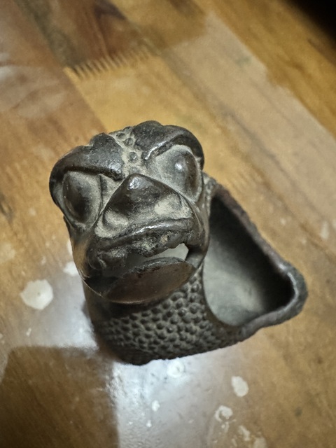 古玩銅器三足獸形薰真品鑒賞圖