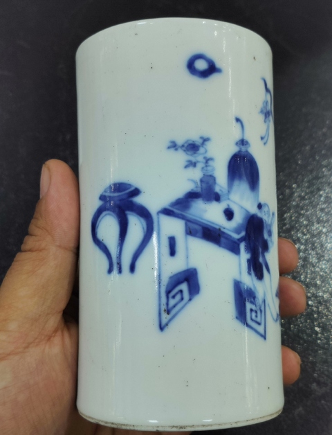 古玩陶瓷人物紋青花筆筒真品鑒賞圖