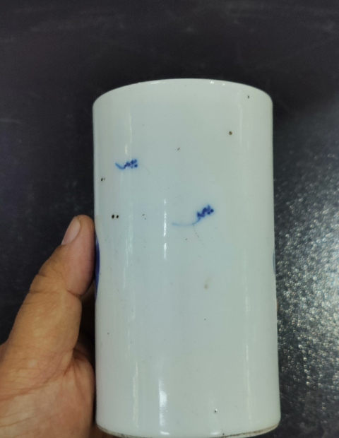 古玩陶瓷人物紋青花筆筒真品鑒賞圖