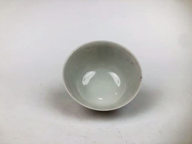 古玩陶瓷清乾隆·庭院侍女嬰戲杯拍賣,當前價格0元