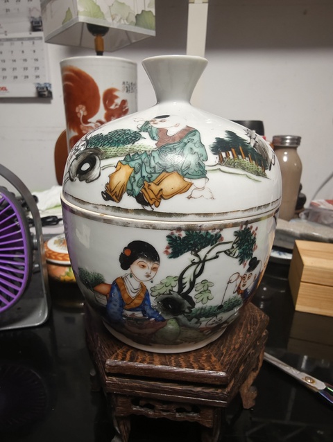 古玩陶瓷民國淺絳彩三娘教子圖蓋罐拍賣,當前價格888元