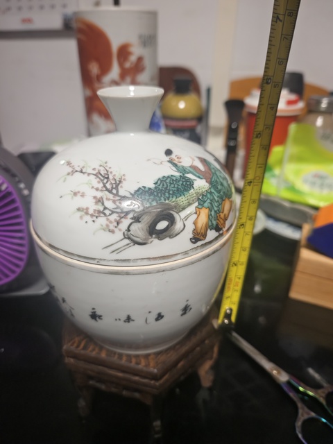 古玩陶瓷民國淺絳彩三娘教子圖蓋罐拍賣,當前價格888元