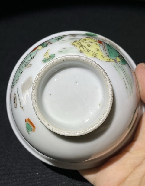 古玩陶瓷五彩人物杯真品鑒賞圖
