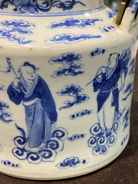 古玩陶瓷青花八仙人物提梁壺真品鑒賞圖