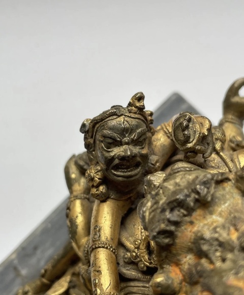 古玩銅器造像真品鑒賞圖
