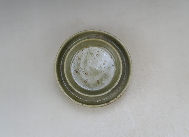古玩陶瓷龍泉青瓷托盤真品鑒賞圖