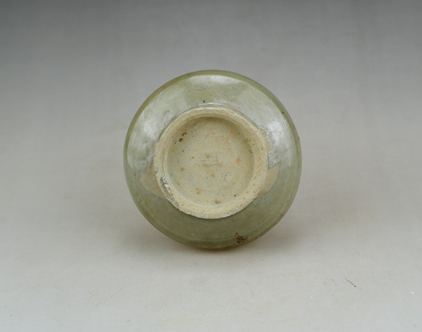 古玩陶瓷龍泉青瓷托盤真品鑒賞圖