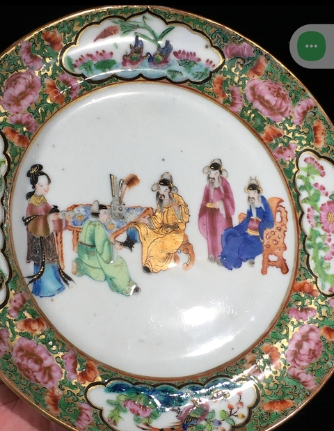 古玩陶瓷人物花鳥蝶紋廣彩盤真品鑒賞圖