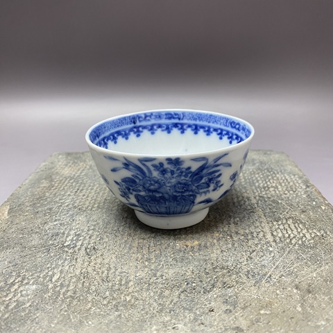 古玩陶瓷清乾隆青花花卉花青花杯拍賣，當前價格960元