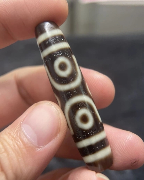 古玩玉器金剛六眼天珠拍賣,當前價格900元