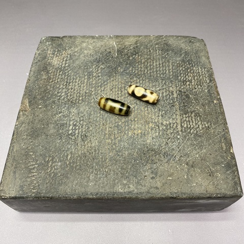 古玩陶瓷瑪瑙天珠真品鑒賞圖