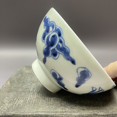 古玩陶瓷清晚期·過墻龍·青花碗拍賣,當前價格590元