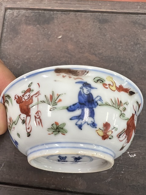 古玩陶瓷五彩人物故事碗真品鑒賞圖