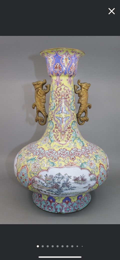 古玩陶瓷銅胎畫琺瑯花卉紋雙耳瓶真品鑒賞圖