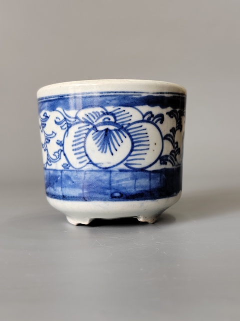 古玩陶瓷清中青花纏枝蓮三足爐·全品拍賣，當前價格888元