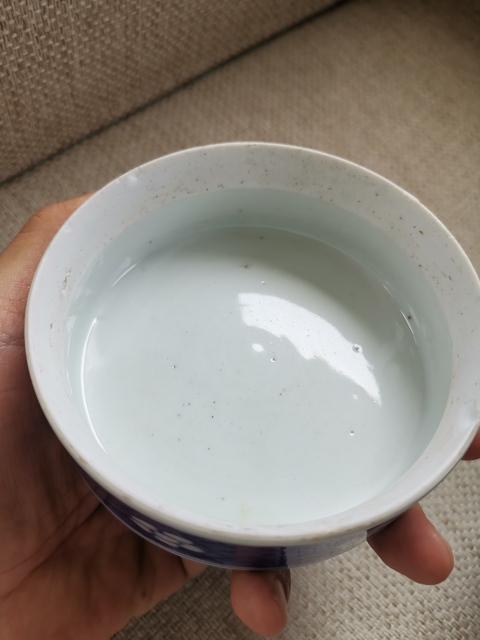 古玩陶瓷青花冰梅圖罐真品鑒賞圖