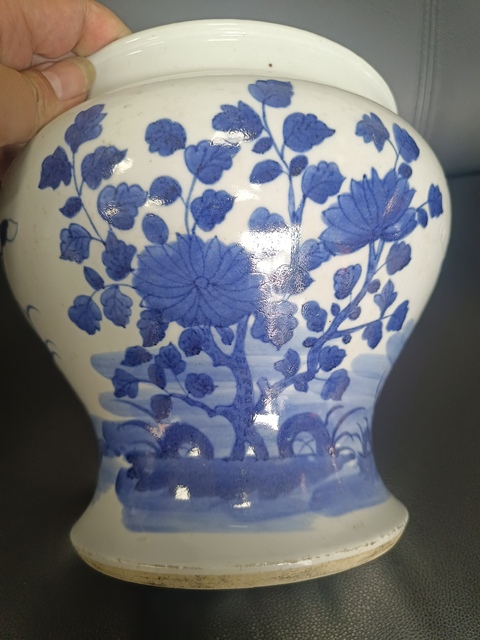 古玩陶瓷青花廣口罐真品鑒賞圖