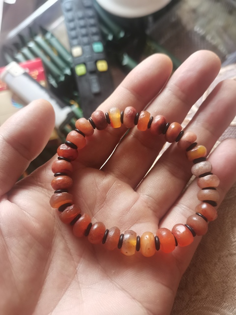 古玩玉器瑪瑙手鏈真品鑒賞圖