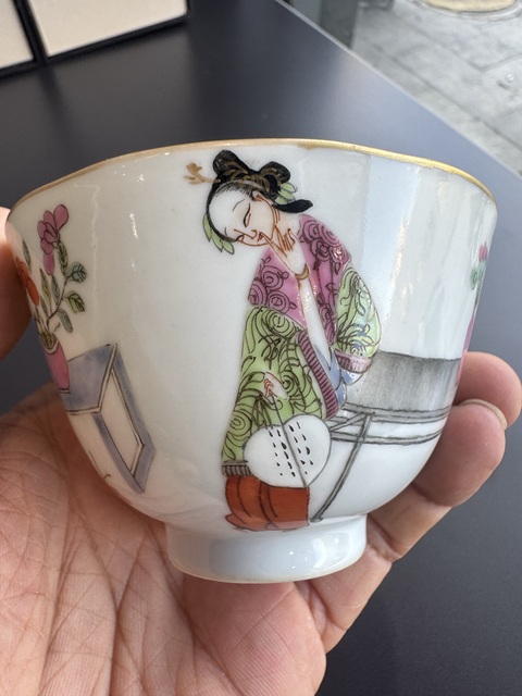 古玩陶瓷清晚·粉彩仕女詩文杯一對 真品鑒賞圖