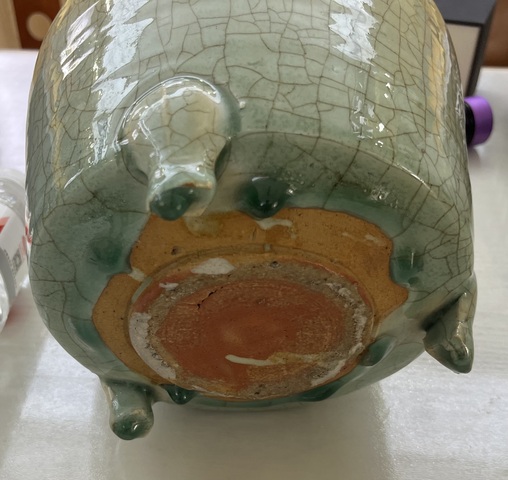 古玩陶瓷龍泉窯樽式三足爐真品鑒賞圖