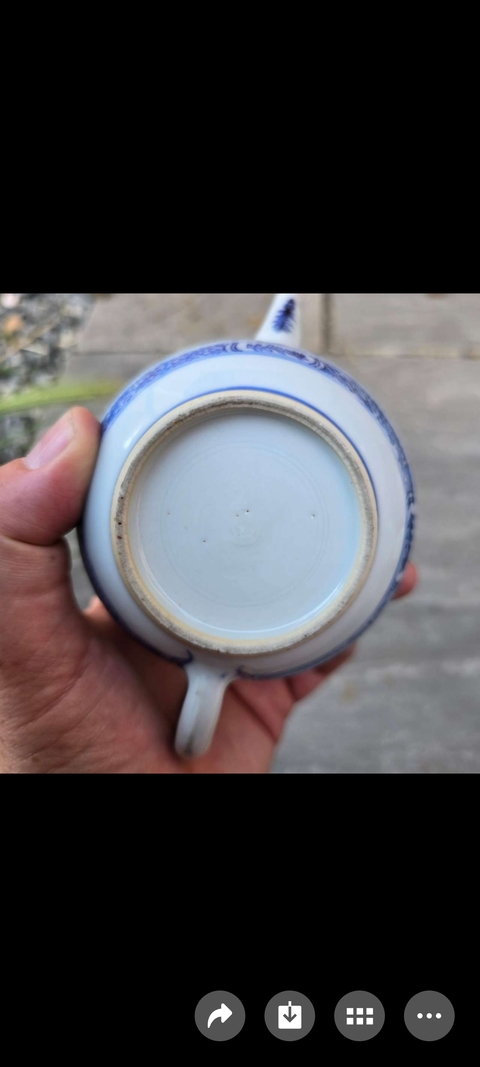 古玩陶瓷清康熙青花五彩描金鶴鹿同春圖茶壺真品鑒賞圖
