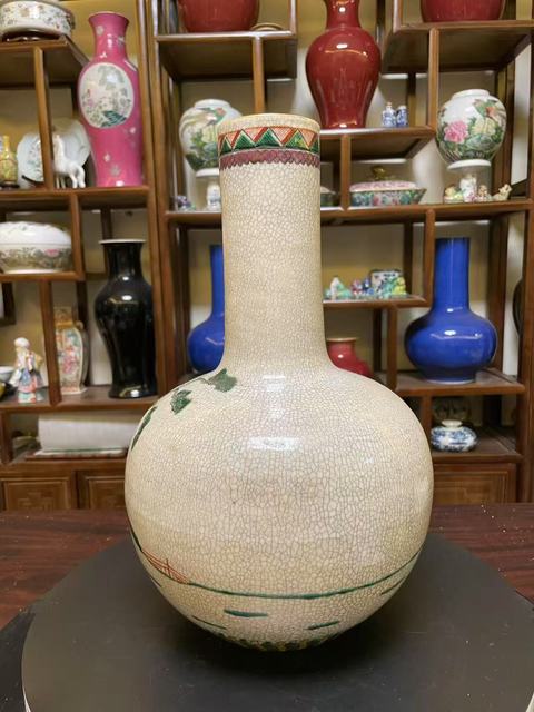 古玩陶瓷哥釉五彩八仙人物天球瓶真品鑒賞圖