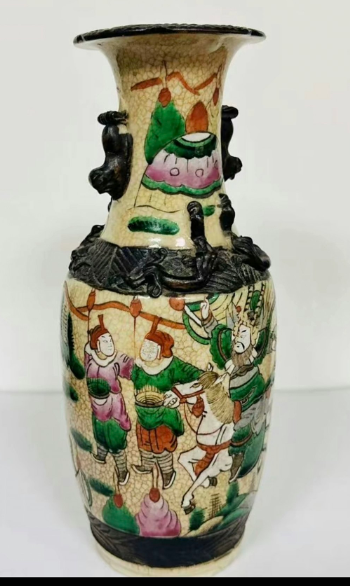 古玩陶瓷哥釉地鐵銹釉五彩加粉彩刀馬人瓶真品鑒賞圖