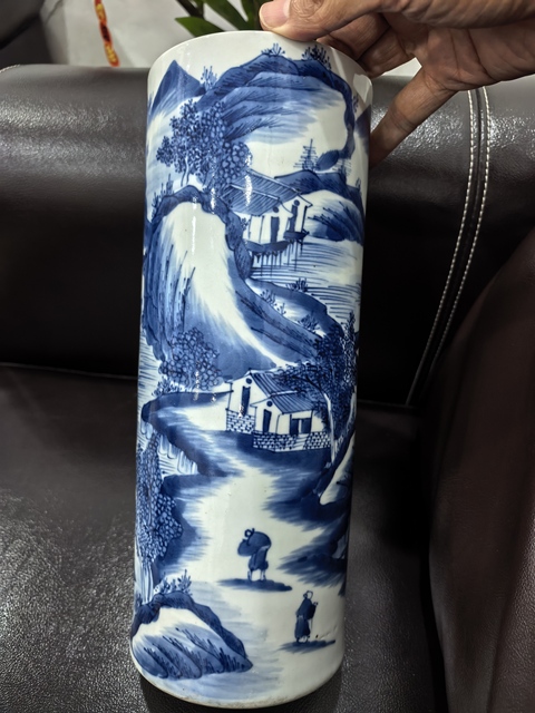 古玩陶瓷人物山水青花帽筒真品鑒賞圖