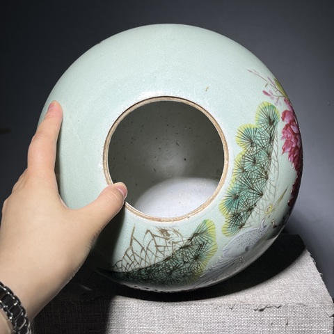 古玩陶瓷晚清豆青粉彩西瓜罐拍賣,當(dāng)前價格1300元