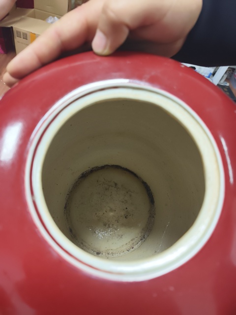 古玩陶瓷紅釉冬瓜罐真品鑒賞圖