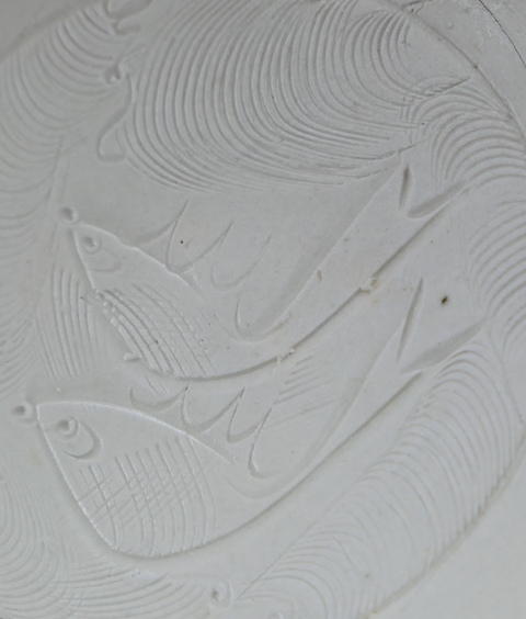 古玩陶瓷精品:定窯刻蓮瓣紋雙魚洗(珍貴標本)拍賣,當前價格1元