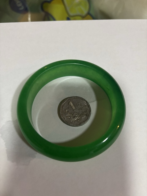 古玩玉器染色非天然翡翠手鐲真品鑒賞圖