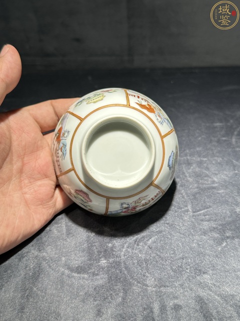 古玩陶瓷粉彩仕女人物茶碗，模糊，偏老真品鑒賞圖