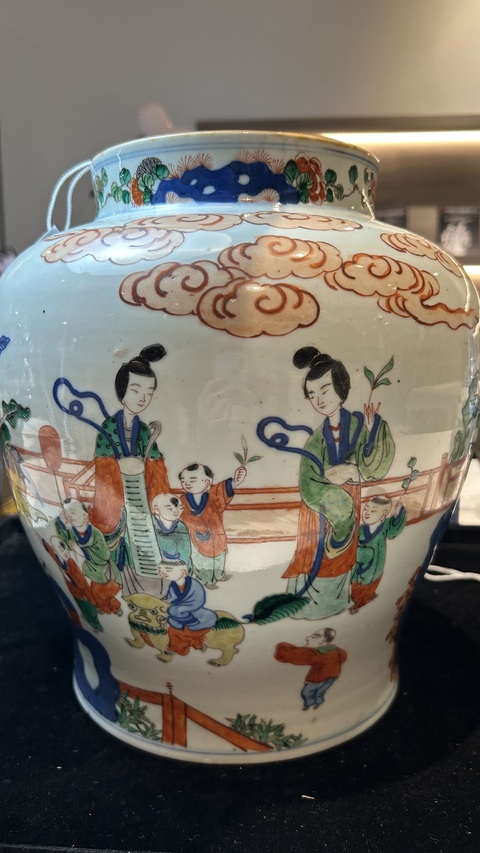 古玩陶瓷仕女嬰戲紋五彩將軍罐真品鑒賞圖