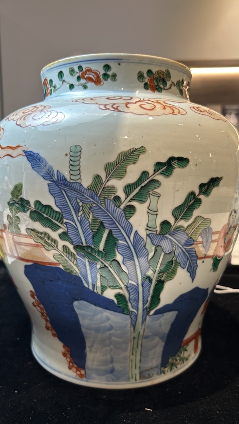 古玩陶瓷仕女嬰戲紋五彩將軍罐真品鑒賞圖