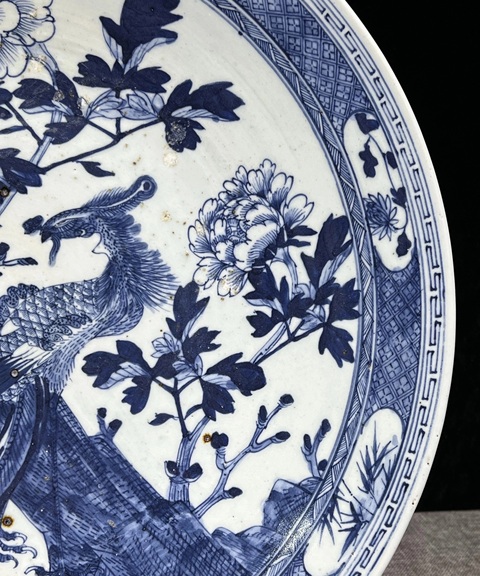 古玩陶瓷青花鳳穿牡丹圖盤真品鑒賞圖