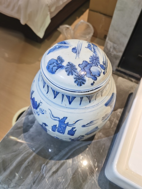 古玩陶瓷明晚·青花人物故事紋蓮子蓋罐  真品鑒賞圖