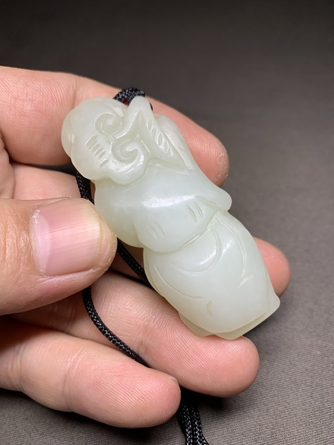 古玩玉器和田玉雕“如意童子”真品鑒賞圖