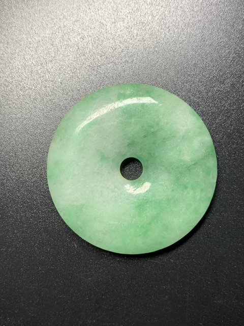古玩玉器染色非天然翡翠“平安扣”真品鑒賞圖