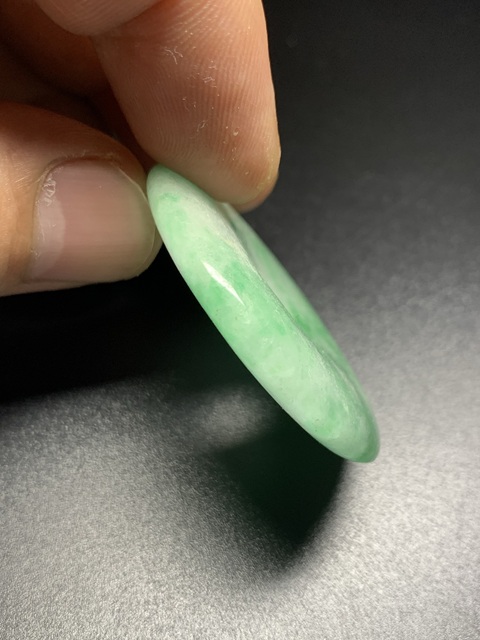 古玩玉器染色非天然翡翠“平安扣”真品鑒賞圖