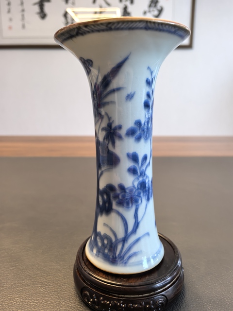 古玩陶瓷康熙翠毛藍青花錦雞牡丹紋花觚拍賣,當前價格2980元