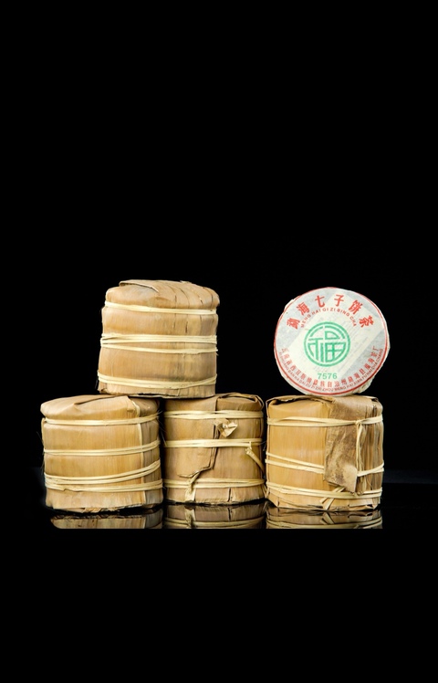 古玩雜項福海茶廠七子餅茶7576系列真品鑒賞圖