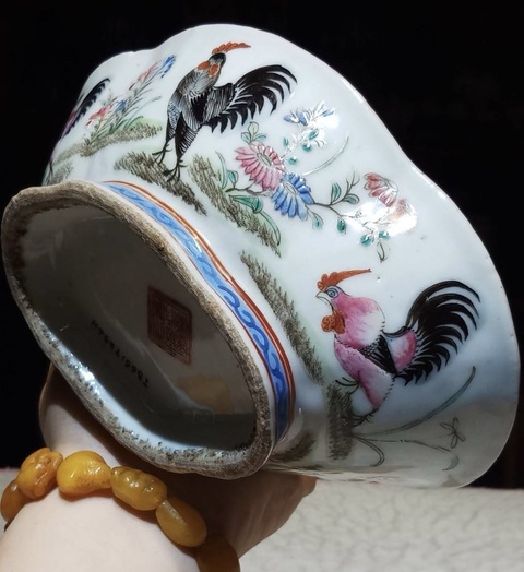古玩陶瓷粉彩官上加官圖貢碗真品鑒賞圖