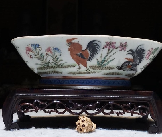 古玩陶瓷粉彩官上加官圖貢碗真品鑒賞圖