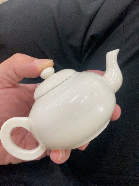 古玩陶瓷德化窯執壺真品鑒賞圖