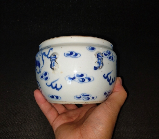 古玩陶瓷獅紋青花四系粥罐真品鑒賞圖
