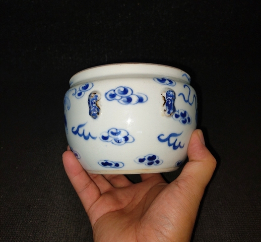 古玩陶瓷獅紋青花四系粥罐真品鑒賞圖